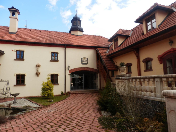 Others 3, Zamecek Zdiky, Český Krumlov