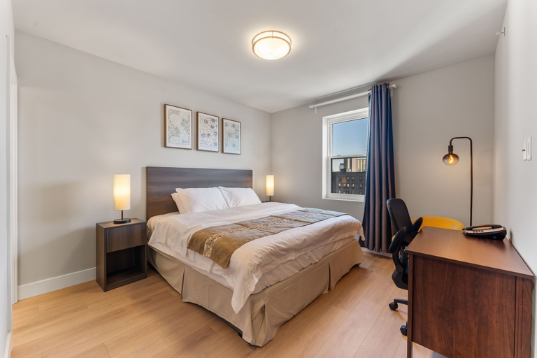 Bedroom 3, 4211 Suites, Philadelphia