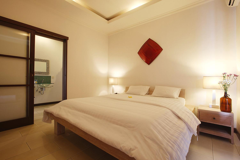 Bedroom 12