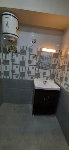 Bathroom 3, Hotel Sara PVT LTD, Janakpur