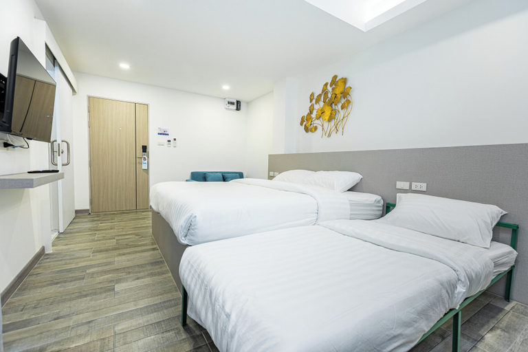 Bedroom 3, P9 Ratchada Hotel, Din Dang