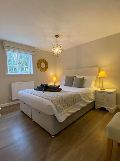 Room 4, Host Stay Old Chapel, Milton Keynes