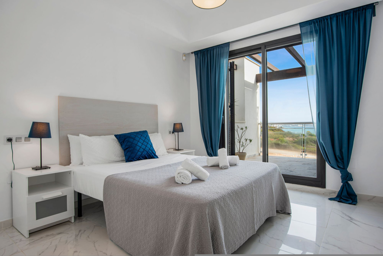 Room 4, Sea View Apartment in Casares del Mar - Ref M50, Málaga