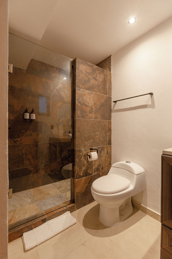 Bathroom 4, Ocean plaza by Zamá Homes, Cozumel