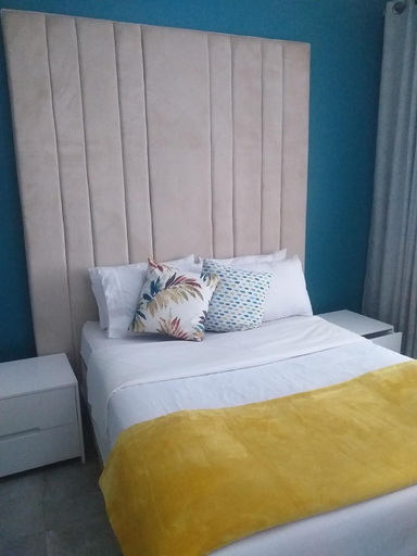 Room 4, Beautiful No Fuss Serene 3 Bed House in Bulawayo, Bulawayo