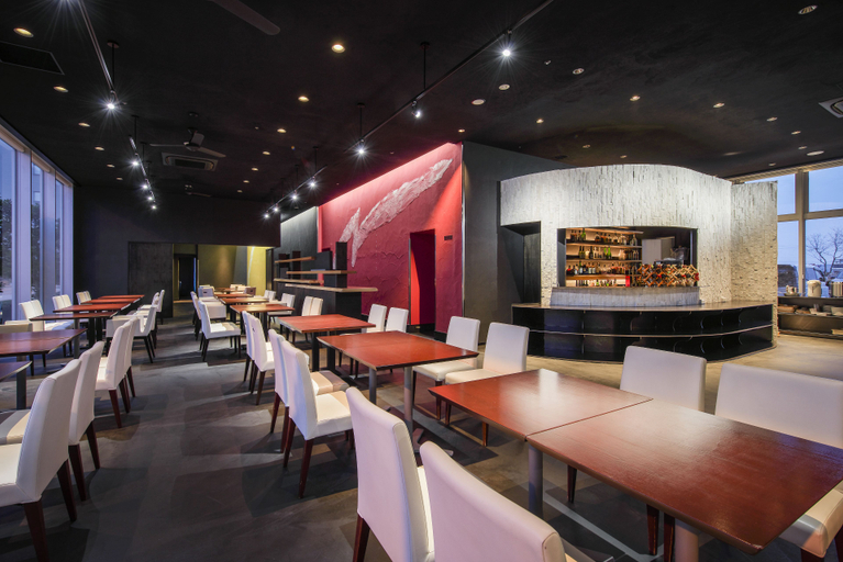 Food & Drinks, J Hotel Rinku, Tokoname