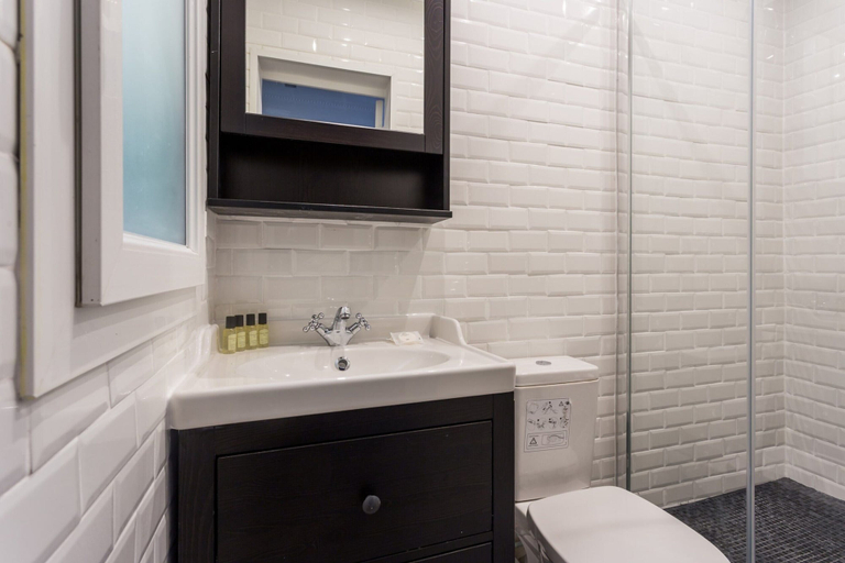 Bathroom 3, Cosy apartment - 4P - Place de la Bastille, Paris