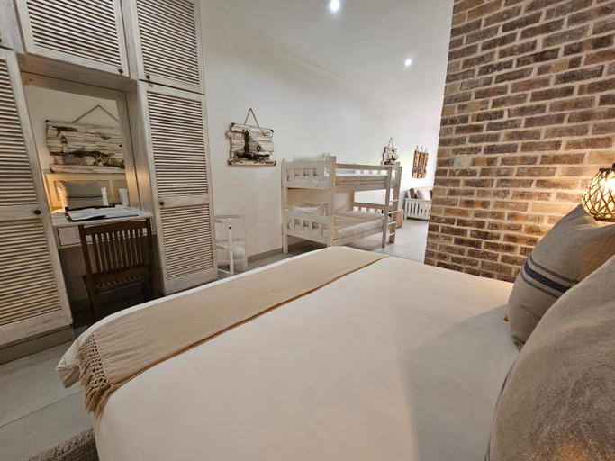Bedroom 13