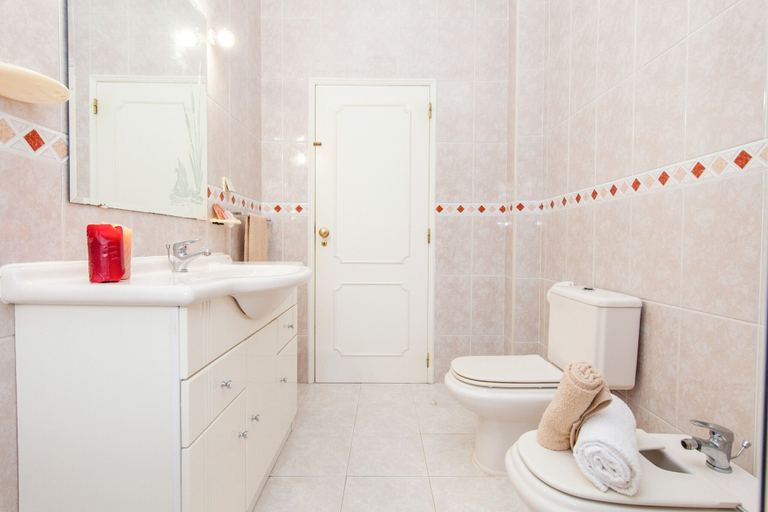 Bathroom 4, Villa Paloma, Albufeira