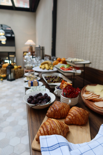 Food & Drinks 5, Ruby Hotel Pristina, Priština