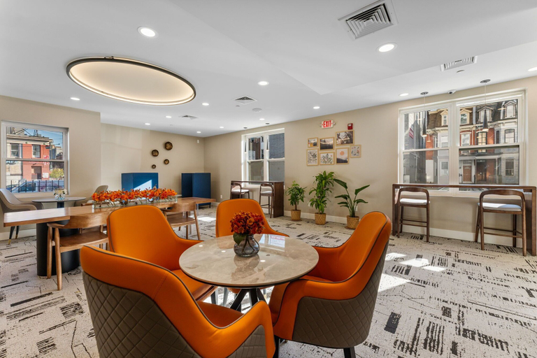 Food & Drinks, 4211 Suites, Philadelphia