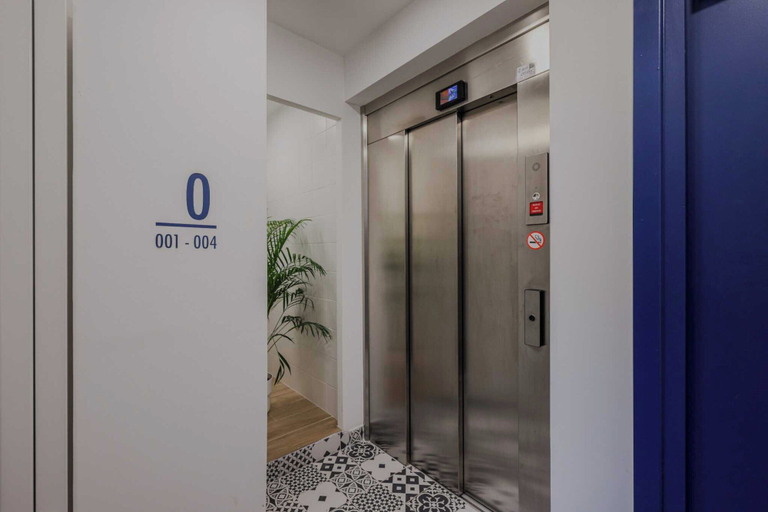 Interior 5, Newly Renovated Appartement Hotel Residence, Paris