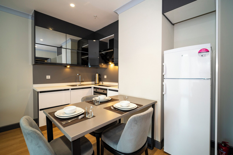 Dining Room 7