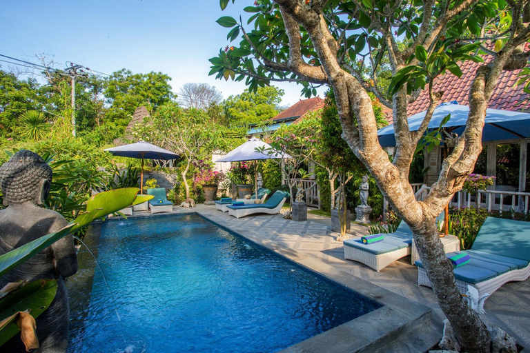 Swimming Pool 13