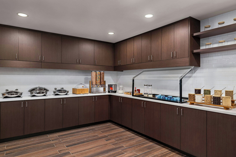 Food & Drinks 5, Residence Inn by Marriott Mechanicsburg, Cumberland