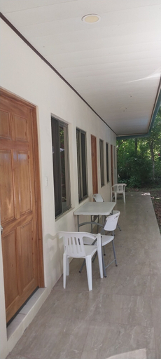Others 5, Casa Taupe, Nandayure
