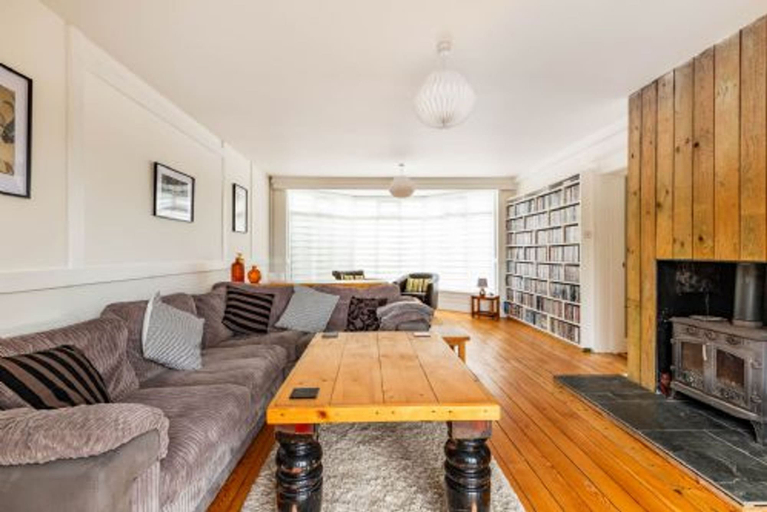 Room 4, Host Stay Seaview, Norfolk