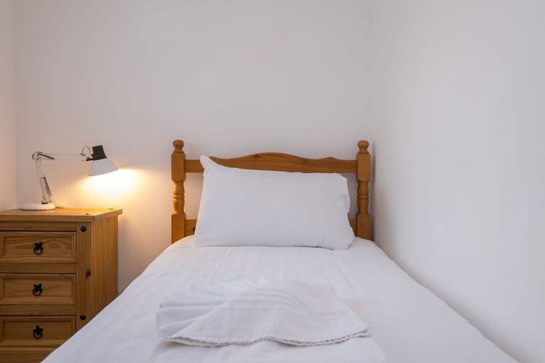 Room 5, Host Stay Over Arches, Brighton and Hove