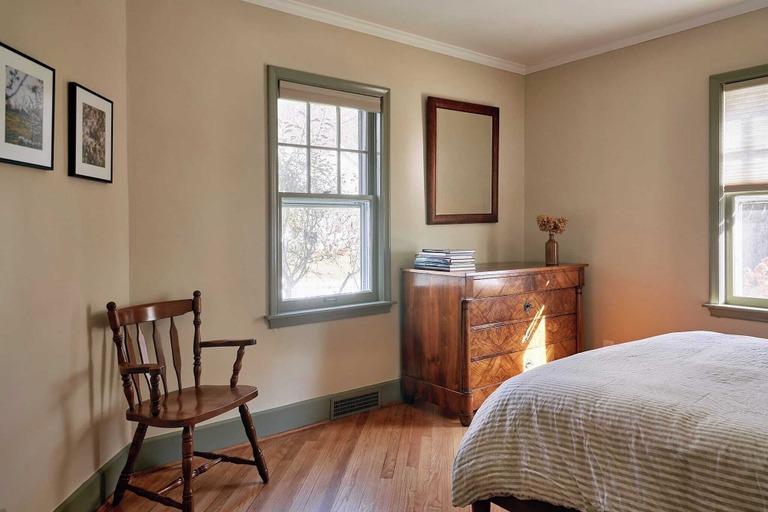 Bedroom 3, Old Ross House at Seminary Hill by Avantstay, Sullivan