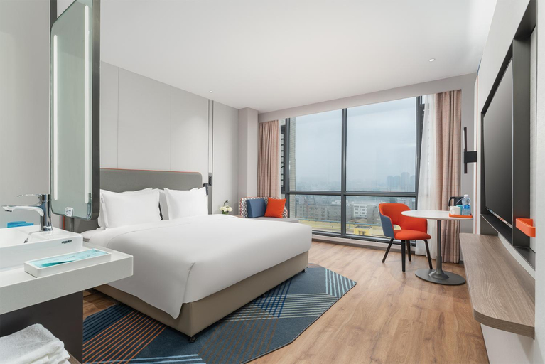 Bedroom 24