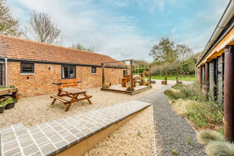 Room 2, Host Stay Willow Barn, Norfolk
