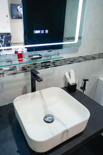 Bathroom 9