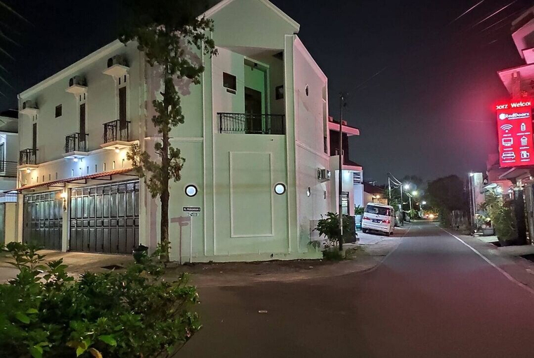 Exterior & Views, ZG Home Solo, Solo