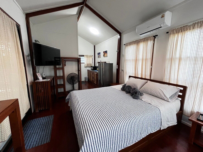 Bedroom 10