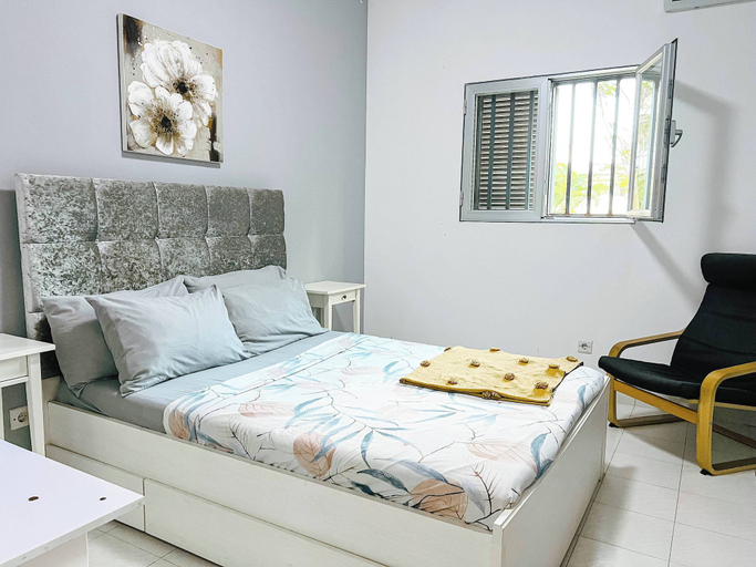 Room 4, Beautiful 3-bed Apartment in Kilamba - Luanda, Viana