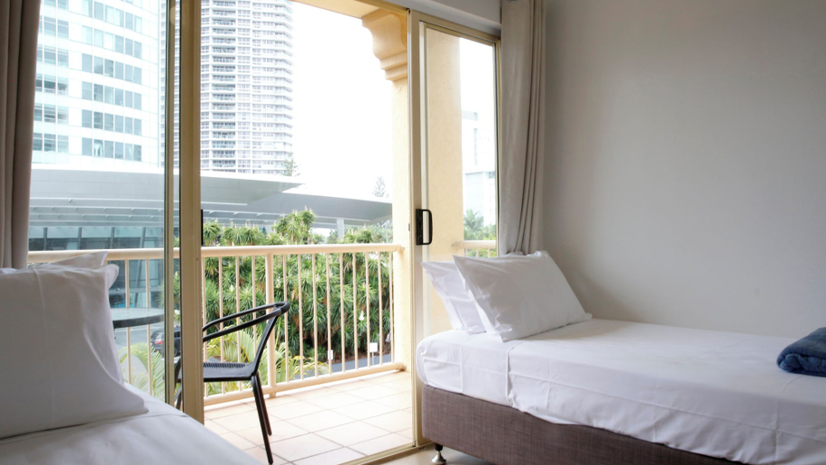 Bedroom 3, Breeze Inn Gold Coast, Gold Coast