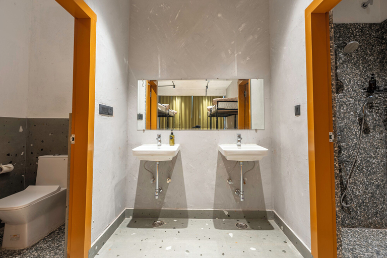 Bathroom 4, LOCAL LOK, Varanasi