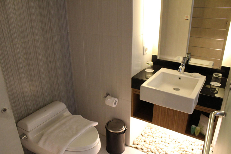 Bathroom 24