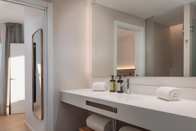 Bathroom 5, Hotel Tembo Barcelona, Barcelona