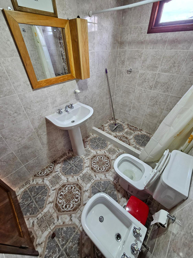 Bathroom 3, Mirador del Canal Beagle, Ushuaia