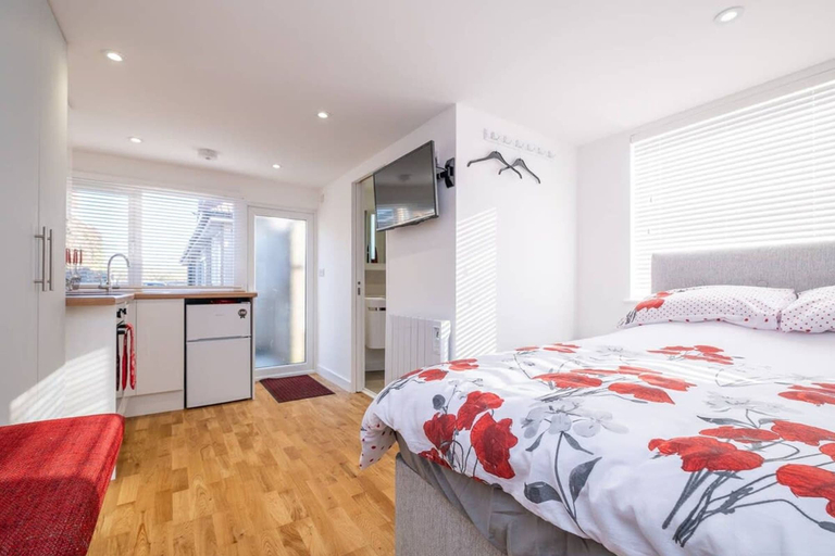 Room 2, Host Stay Wilson Studio, Brighton and Hove