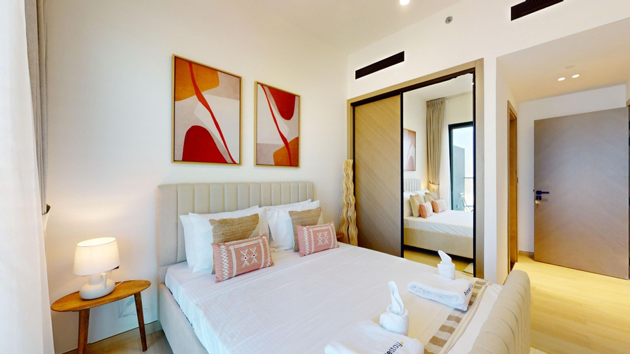 Room 4, JVC - Binghatti Heights 910, Dubai