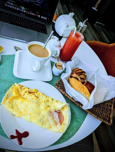Food & Drinks 4, Kilk Klak Appart Hotel, Cotonou