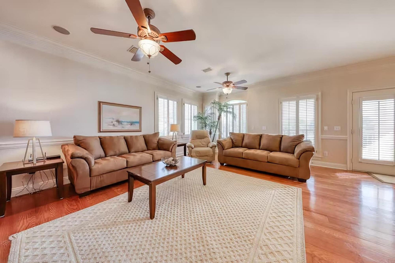 Others 5, Sunset Breeze, Bay