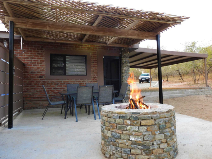 Others 5, Locust Retreat in Marloth Park, Ehlanzeni