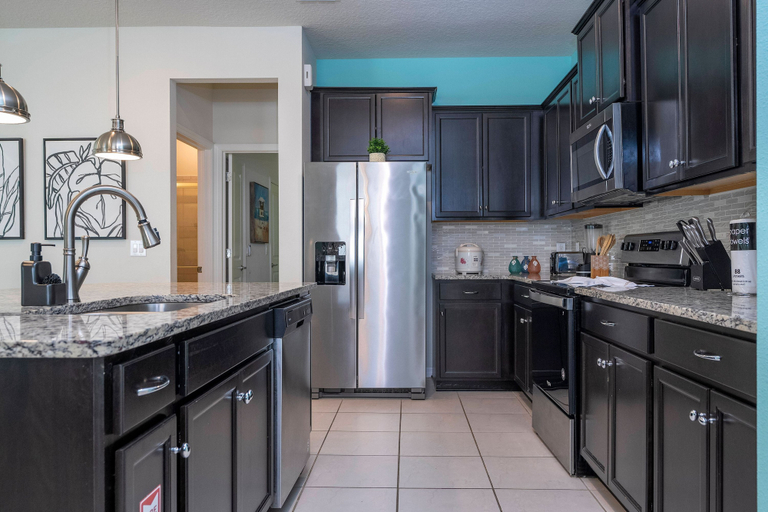 Room 5, Windsor Island 5BR Waterpark Free, Polk