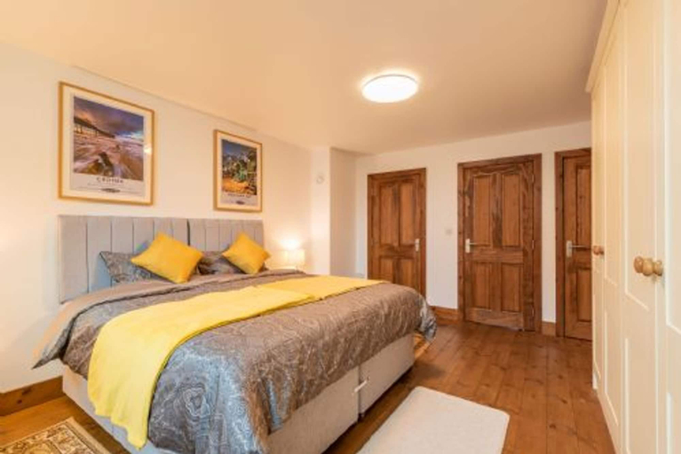 Room 4, Host Stay The Nave, Norfolk