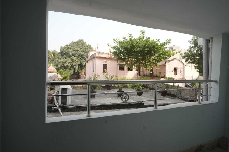 Others 4, Ambricana paying guest house, Varanasi