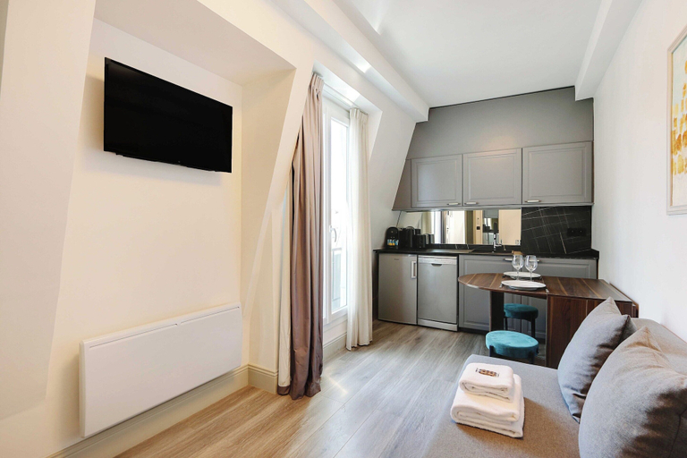 Private kitchen 4, Amazing 2bd/6p apt With A/C - Bastille, Paris
