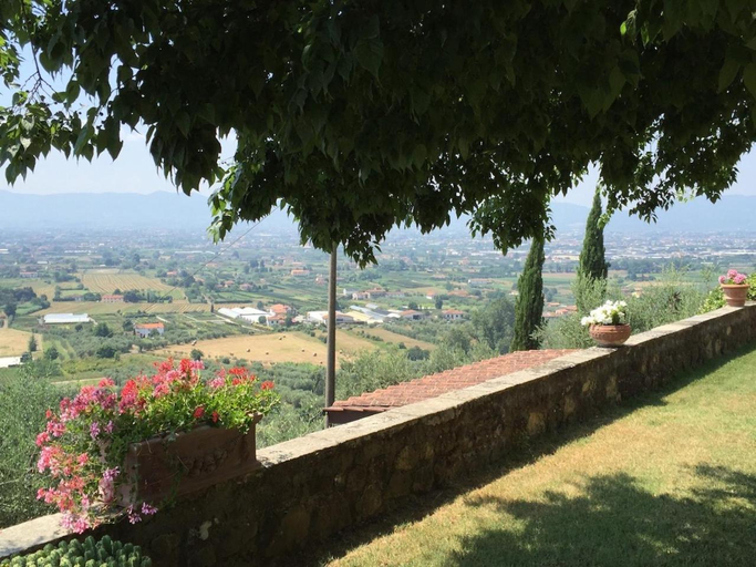 Others 2, Country Villa La Bella Vista, Pistoia