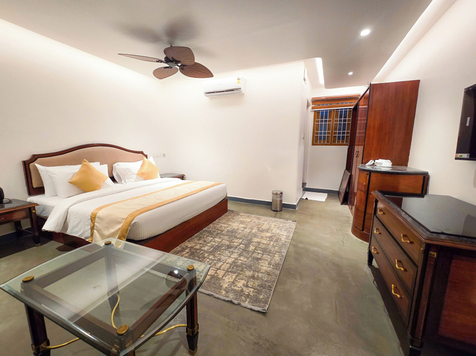 Bedroom 4, Madras Chronicle Bay Resort & Spa, Kancheepuram