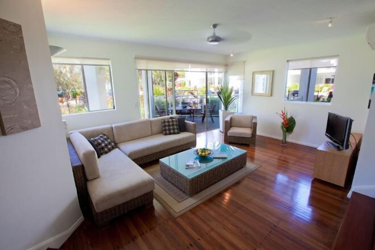 Others 5, Beaches Holiday Apartments - Official Onsite Reception & Check IN, Douglas