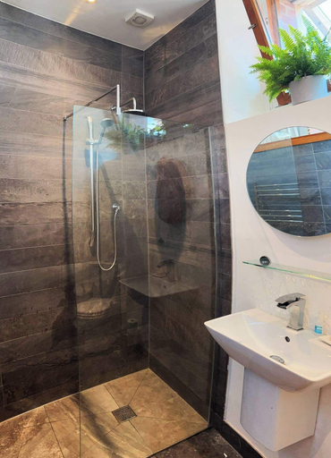 Bathroom 3, Old Chapel of Ermington - Converted Vestry, Devon