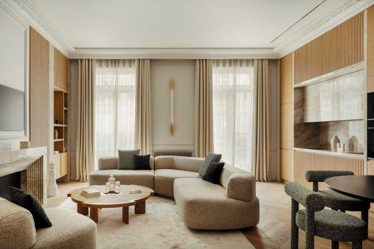 Living area 4, Luxurious & Newly Refurbished Apartment - Champs Elysees, Paris