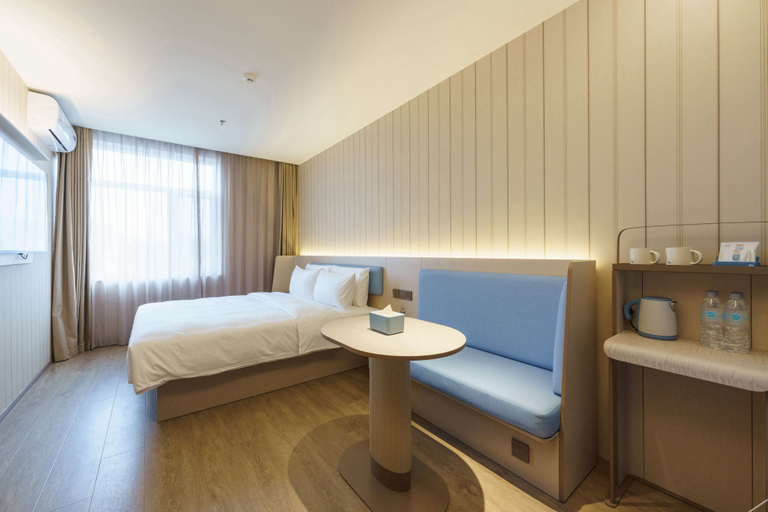 Bedroom 2, HanTing Hotel (Dalian Airport Jinsanjiao), Dalian