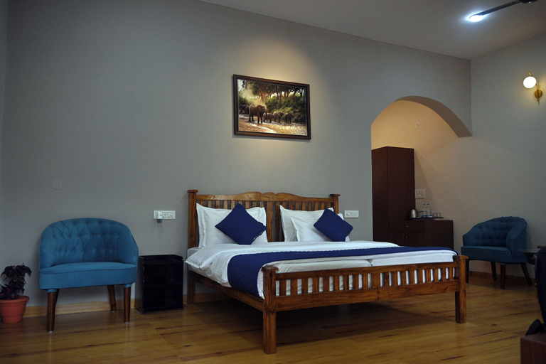 Bedroom 3, Bandhavgarh Tiger Resort, Umaria